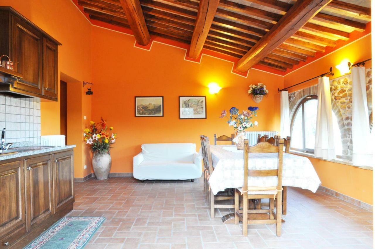 Agriturismo Arcobaleno Della Torretta 기아노델움브리아 외부 사진