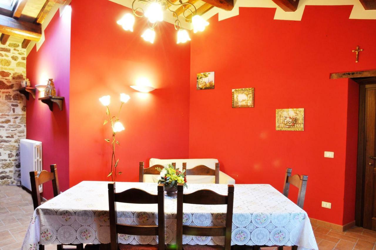 Agriturismo Arcobaleno Della Torretta 기아노델움브리아 외부 사진